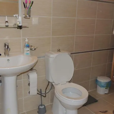 Apartament Huge 3 Bedroom Apartment, 100 Metres From Beach, Mavisehir, *